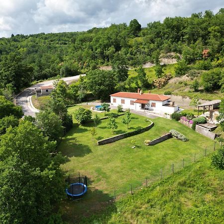 Istrian House In The Heart Of Tupljak - Smilovic Potpican Exterior photo